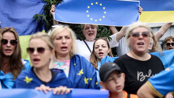 Supporters of Ukraine's bid for EU membership in Brussels