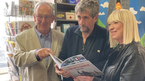 From left, former RTÉ news correspondent Joe O'Brien with Charlie Bird and Anne Doyle at the launch of the Climb With Charlie book