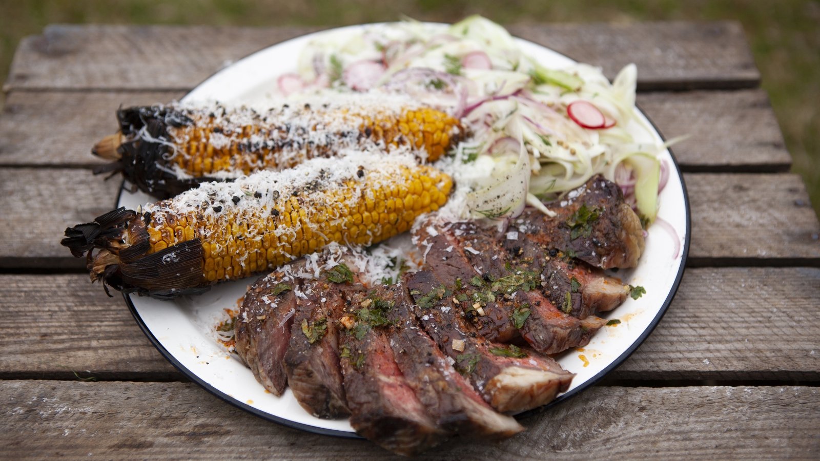 Pan Seared Steak With Compound Butter - Grillseeker