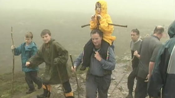 Pilgrims on Croagh Patrick (2002)