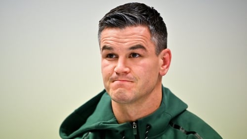 Sexton will captain Ireland against the All Blacks in Dunedin, despite being withdrawn following a HIA in the first Test