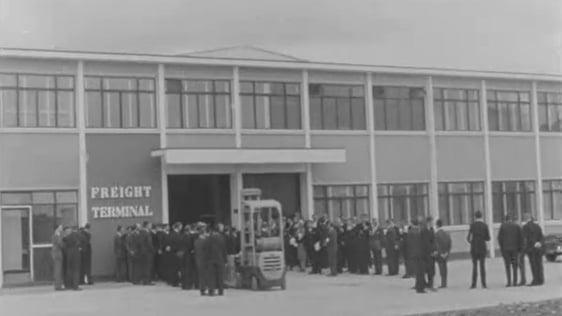 Shannon Airport Freight Terminal Opens (1962)