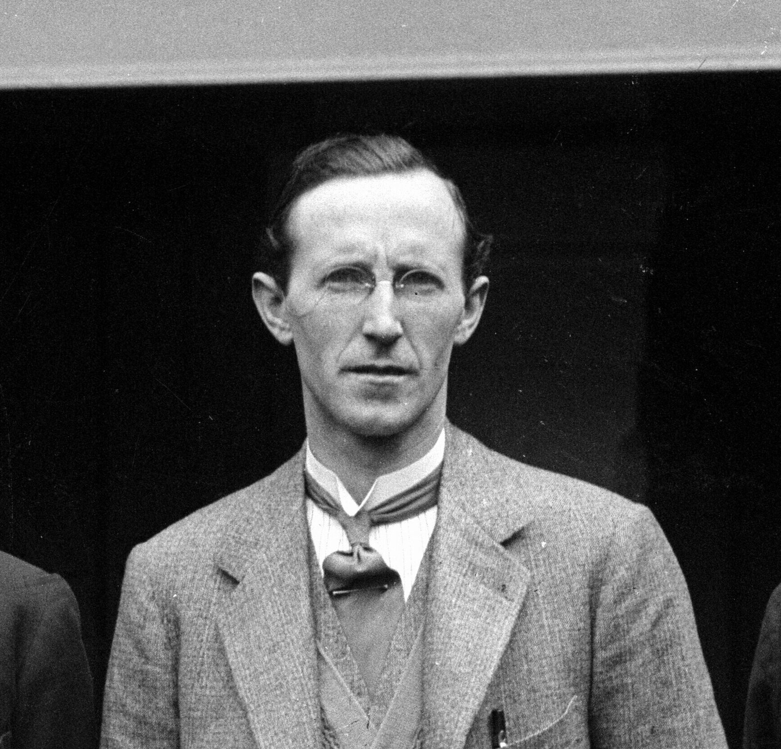 Image - Liam Lynch in early 1922. Detail from a photograph of Lynch with leaders on both sides shortly before the Civil War © RTE Photographic Archive