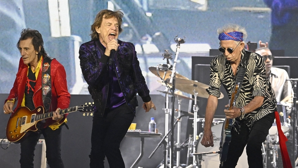 Ronnie Wood, Mick Jagger, Keith Richards and Steve Jordan perform on stage at the Ernst-Happel-Stadion in Vienna, Austria (Photo by HANS KLAUS TECHT / APA / AFP) / Austria OUT (Photo by HANS KLAUS TECHT/APA/AFP via Getty Images)