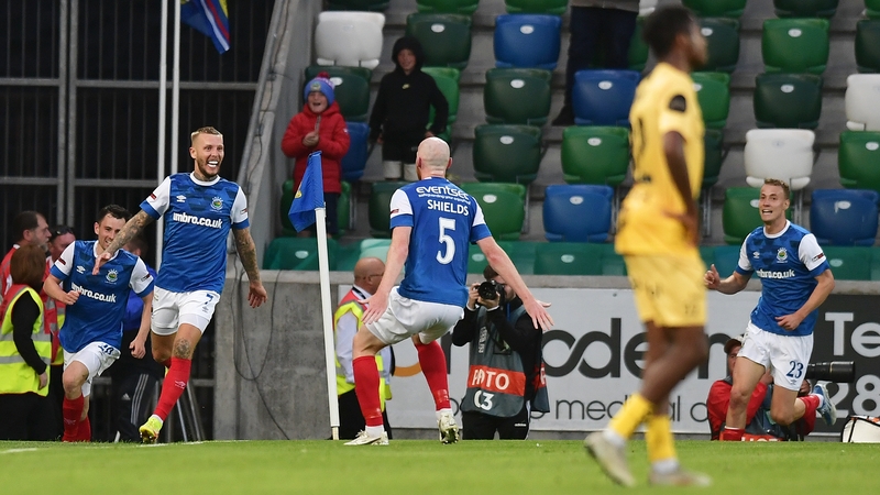 Kirk Millar celebrates after his dinked finish
