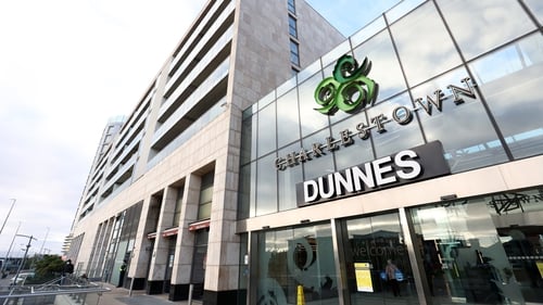 Workers at Dunnes Stores are in line for a pay rise (Pic:RollingNews.ie)