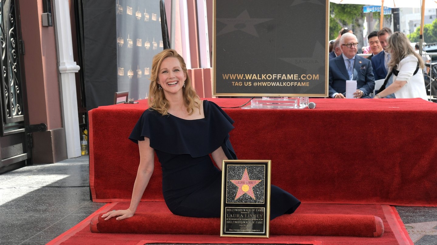 Laura Linney gets star on the Hollywood Walk of Fame