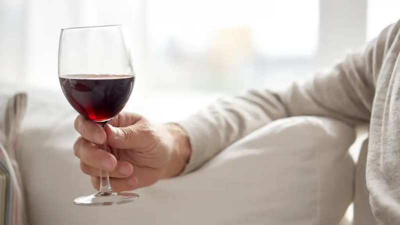 As a new study confirms drinking too much really does make you look older, Lisa Salmon looks into other lifestyle factors that may contribute too.
