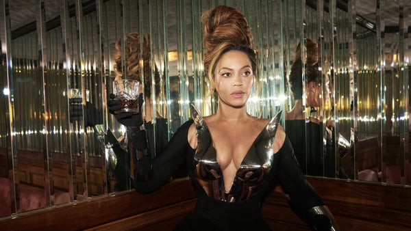 Beyoncé hits the top spot