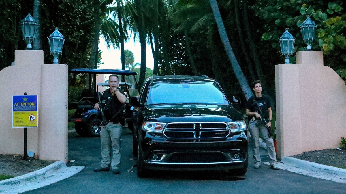 Donald Trump’s Mar-a-Lago estate ‘raided’ by FBI Donald Trump’s Mar-a-Lago estate ‘raided’ by FBI