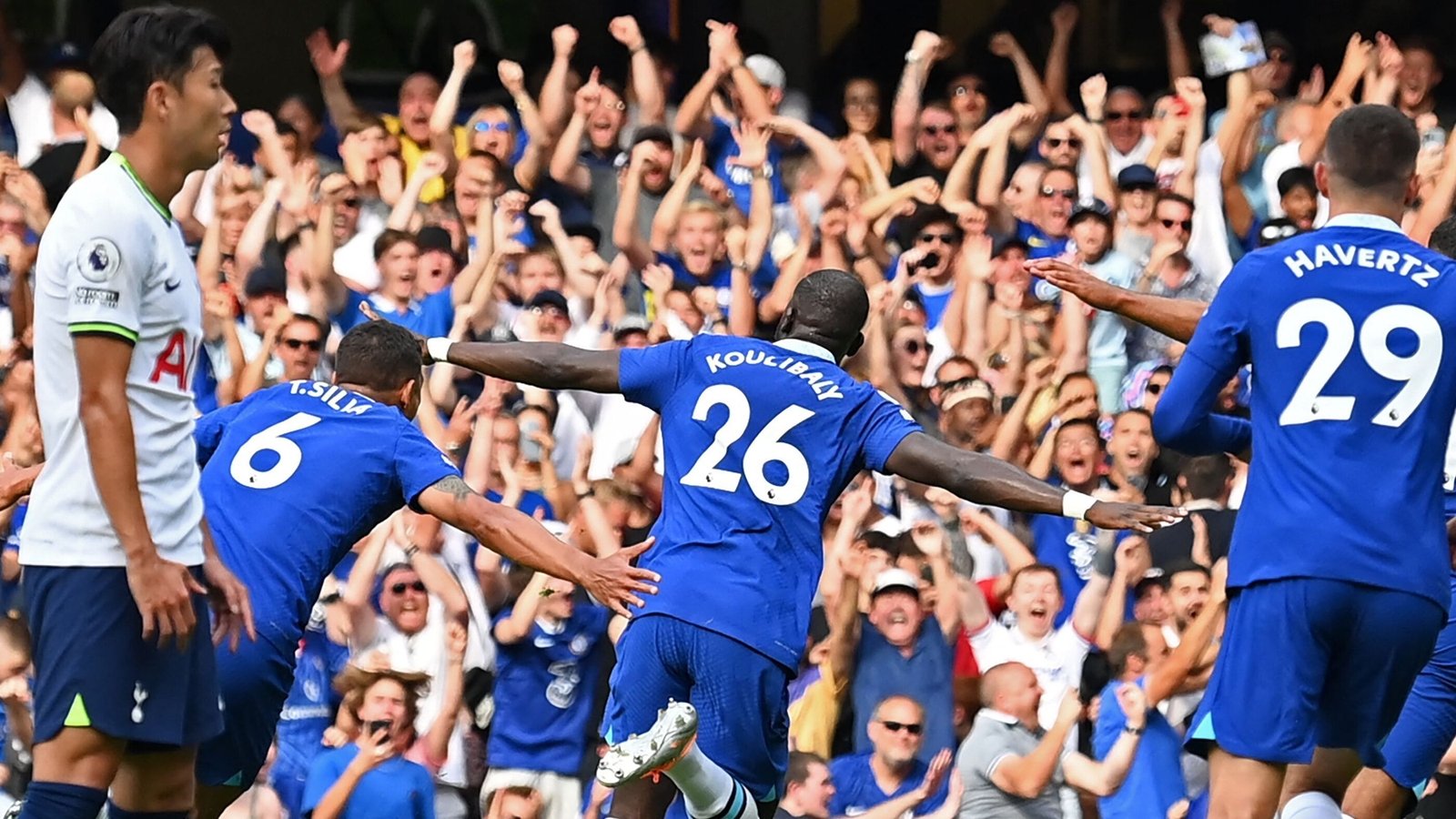 Live streaming chelsea. Калиду Кулибали Челси. Челси Лестер Сити 27 августа. ФК Челси 2022.