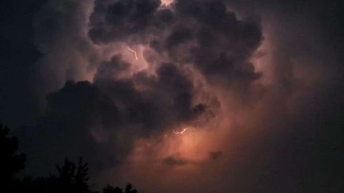 How close was that lightning? Here's how to work it out