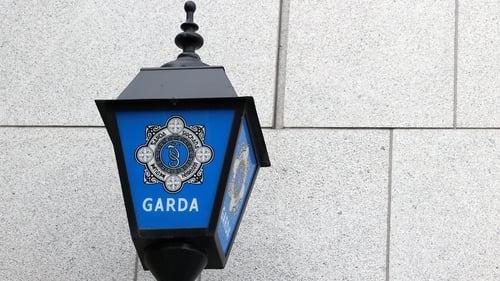 A number of shots were fired at a house in the Corrach Buí estate at around 7.15pm