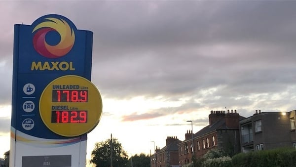 Coming down: petrol prices at a service station on Dublin's Richmond Road on August 20th 2022. Photo: RTÉ Brainstorm