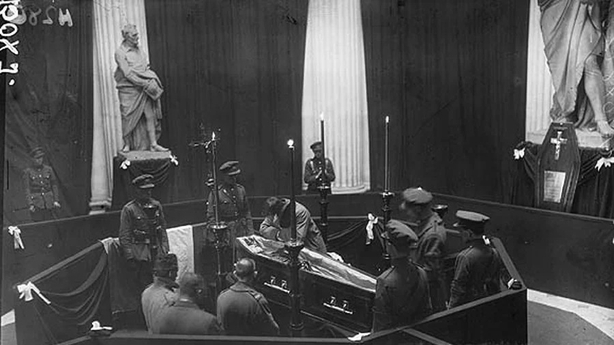 Seán Collins beside the coffin of his brother Michael on 27 August 1922 Photo: National Library of Ireland, INDH280