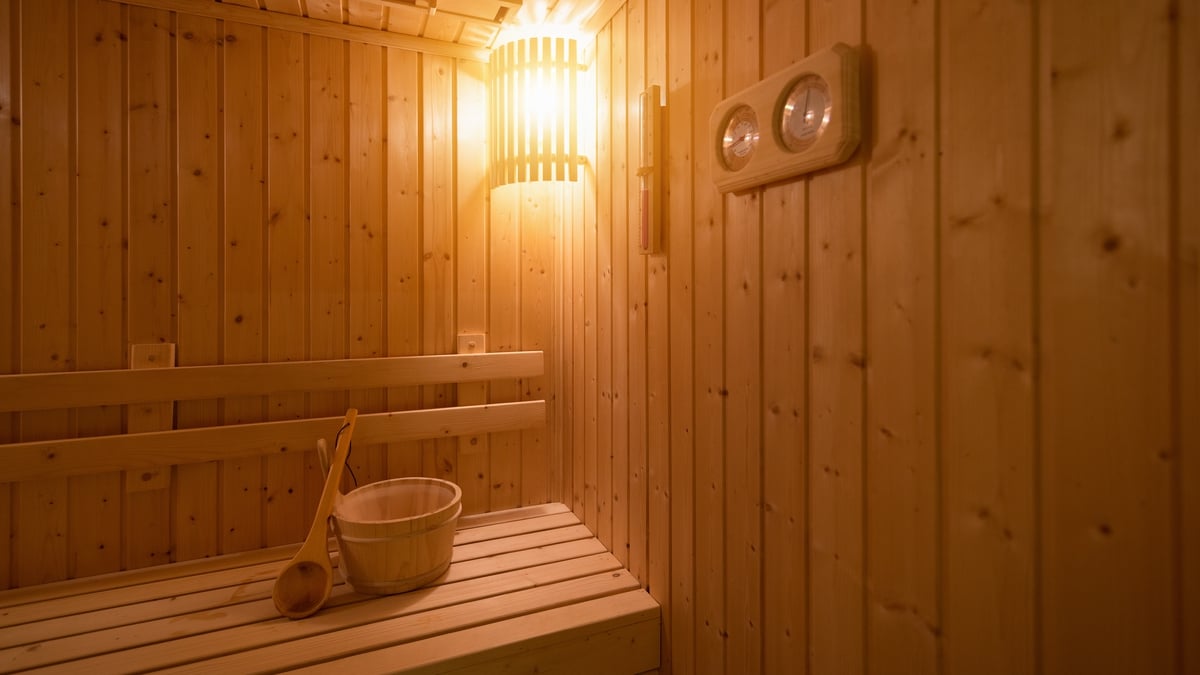 Taking the plunge: Evelyn O’Rourke looks at the growing popularity of mobile saunas along Ireland’s coasts