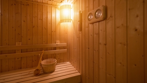Taking the plunge: Evelyn O’Rourke looks at the growing popularity of mobile saunas along Ireland’s coasts