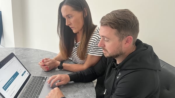 Aer Lingus customers Jennifer Furphy and Kevin Kenny were told their flight to San Francisco was cancelled yesterday