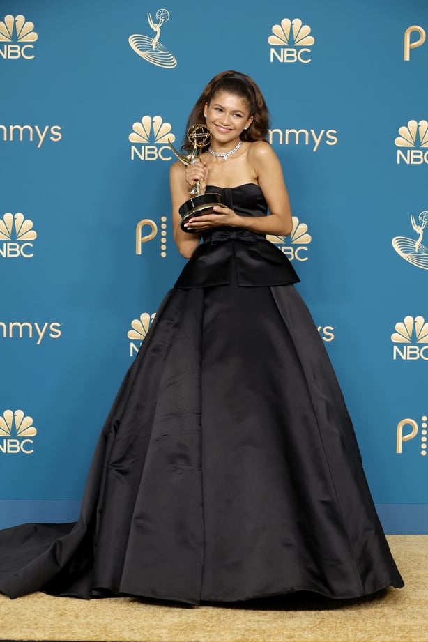 Movie star fashion from the 2022 Emmys pink carpet Movie star fashion from the 2022 Emmys pink carpet