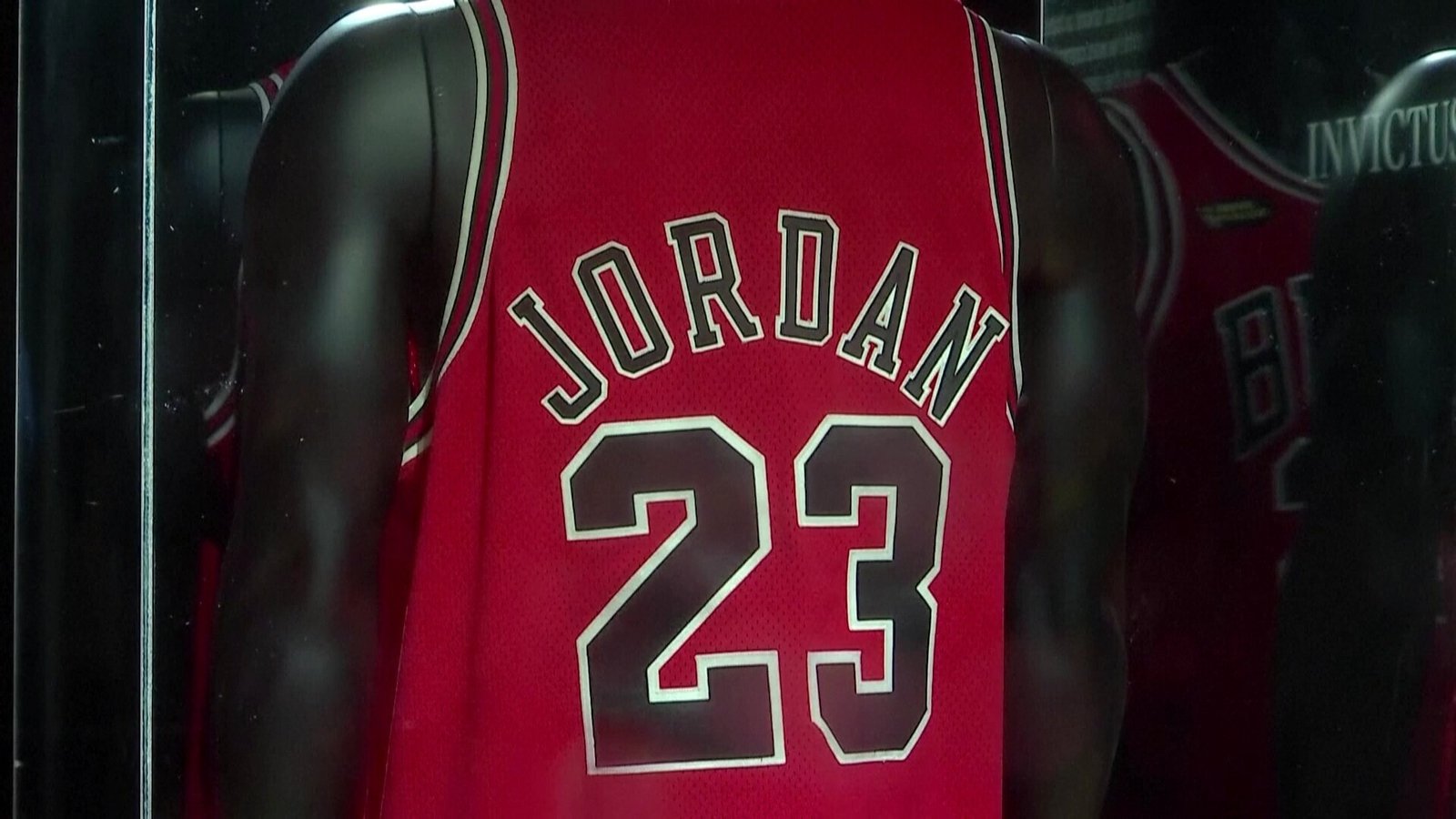 Michael Jordan's game-worn jersey from 1998 fetches a whopping $10