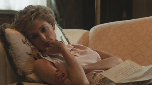 Elizabeth Debicki as Princess Diana in season 5 of The Crown