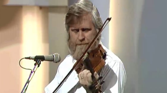 John Sheahan performing on 'Foster and Allen and Friends' in 1987.
