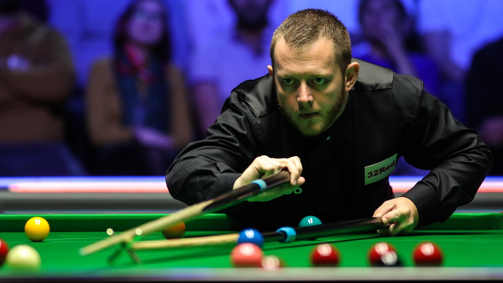 Mark Allen races into quarter-finals in Belfast