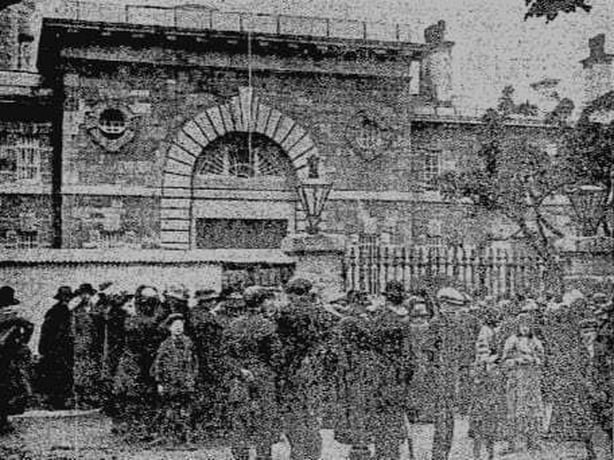 Mountjoy Prison after escape attempt Photo: Freeman's Journal, 11 of October 1922