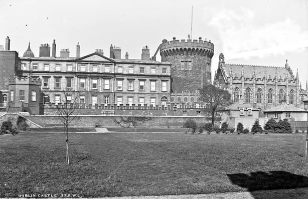 Dublin Castle and the State Apartments, c.1865-1914 Photo: National Library of Ireland, L_ROY_00375