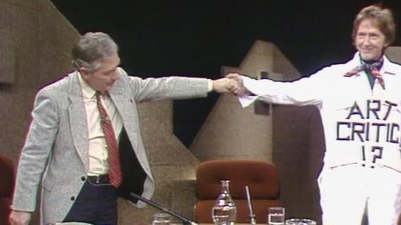 Gay Byrne and art critic Roderic Knowles (1982)