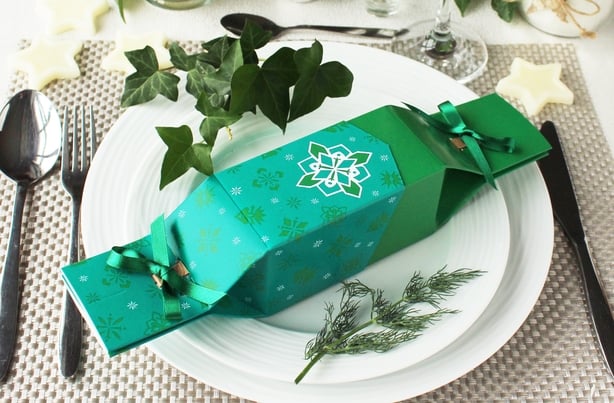 Christmas Crackers– Creative Irish Gifts