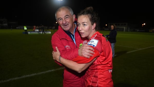 Shelbourne captain Pearl Slattery and manager Noel King celebrate a successful title defence