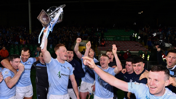 Na Piarsaigh captain William O'Donoughue lifts the cup