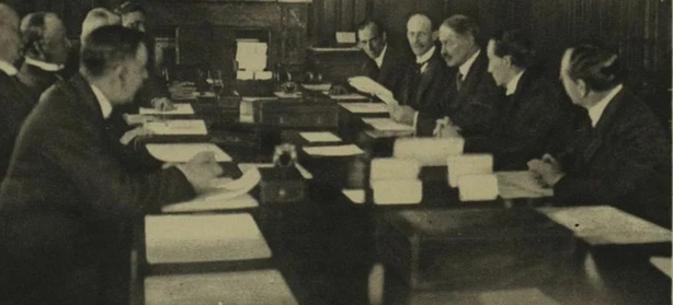 New premier Andrew Bonar Law (third from left) and his cabinet at number 10 Downing Street Photo: Illustrated London News, 11 November 1922