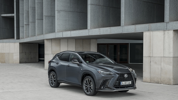 Lexus nx 300h 2024 electric range