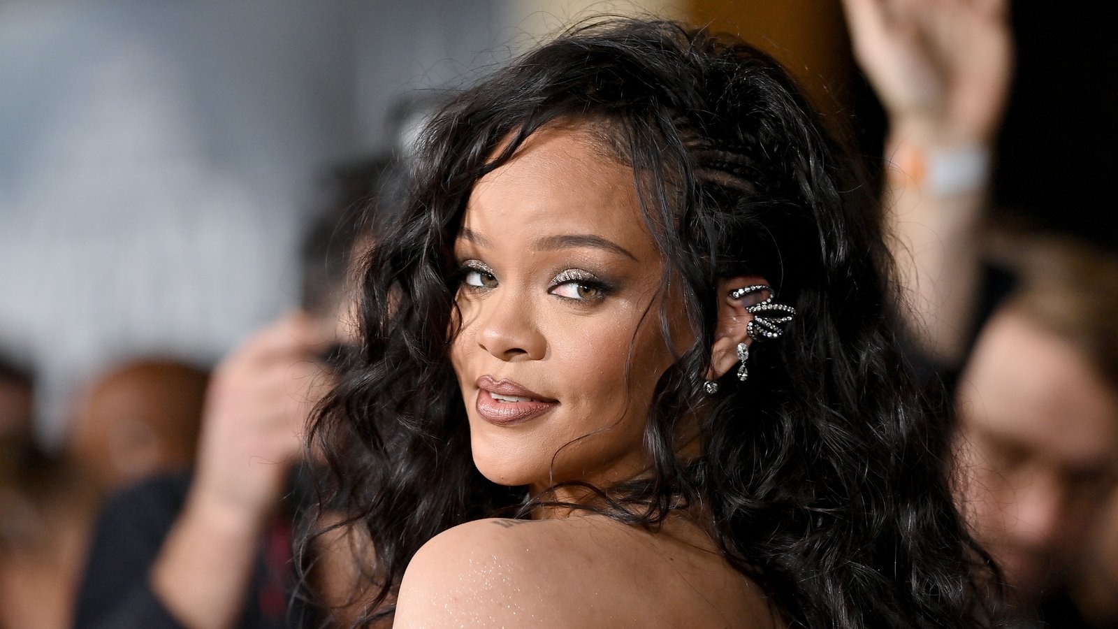 Rihanna Teases Super Bowl 2023 Halftime Show Performance in New