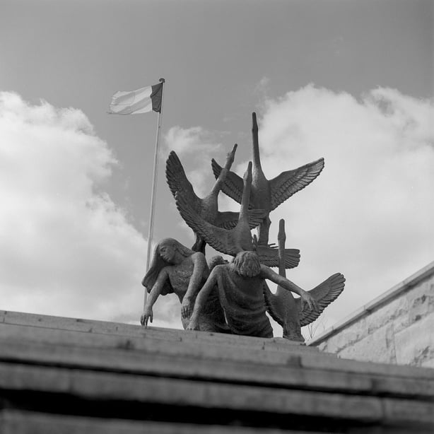Oisín Kelly's 'Children of Lir' sculpture (1972) Photo by Marie Kearns