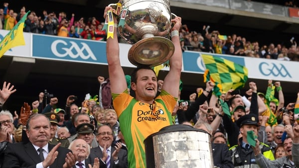 Michael Murphy lifting Sam Maguire as Donegal captain in 2012