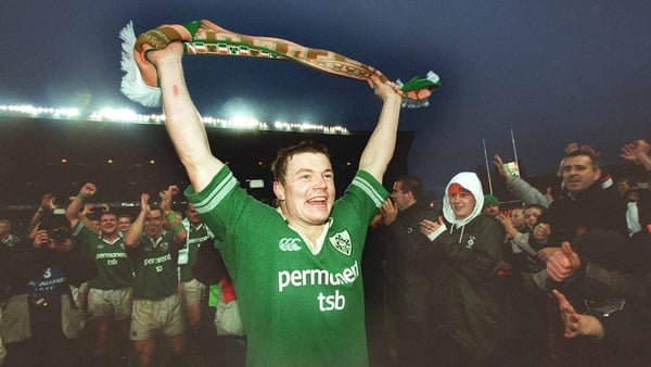 Brian O'Driscoll celebrates after Ireland beat Australia for the first time in 23 years back in 2002