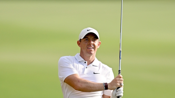 Rory McIlroy's DP World Tour Race to Dubai prize dwarfed by LIV Golf  millions - Mirror Online