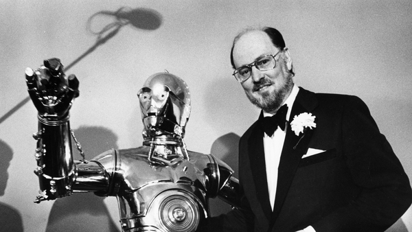 Conductor John Williams poses with C3P0 in 1980. Photo: Janet Knott/The Boston Globe via Getty Images