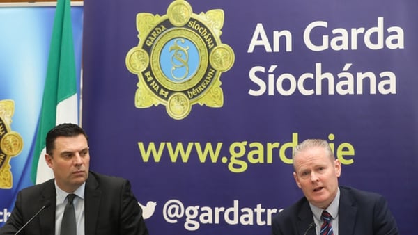 (l to r) Det Ch Supt Colm Noonan and Det Supt Derek Maguire of the GNPSB and Human Trafficking Investigation and Co-ordination Unit (HTICU) as they brief media