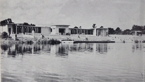 The Corbally Baths in Limerick, pictured in their heyday (Pic: Ed Gleeson, from 'A Stroll Down Memory Lane' by Sean Curtin)