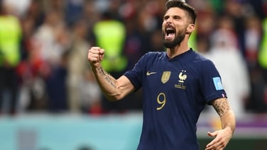 Is a Giroud-shaped void hampering France?