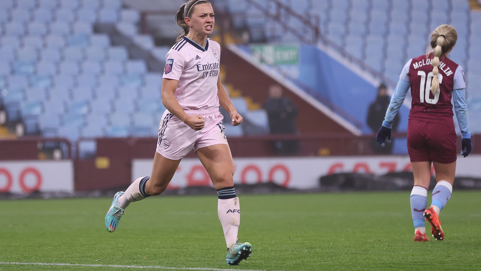 Vivianne Miedema brings up century of Arsenal goals to smooth