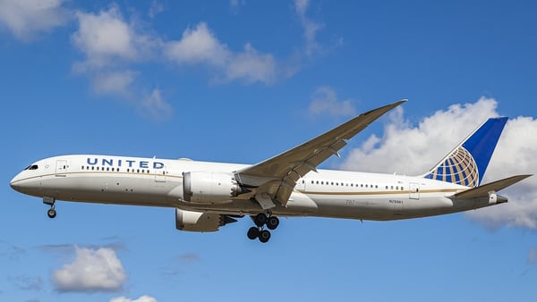 A United Airlines Boeing 787 Dreamliner plane