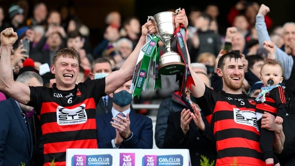 Philip O'Mahony (L) and Barry Coughlan lifting the Tommy Moore Cup earlier this year