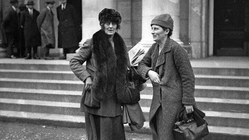 Constance Markievicz and Kathleen Lynn at Earlsfort Terrace, probably taken at the treaty debates, circa December 1921 to January 1922
