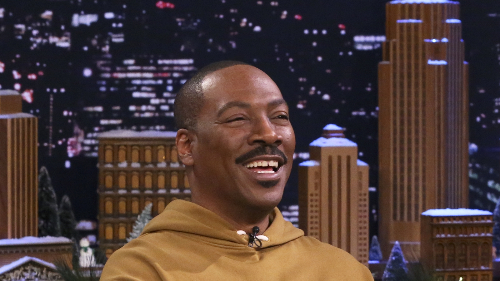 Eddie Murphy to receive top honour at Golden Globes