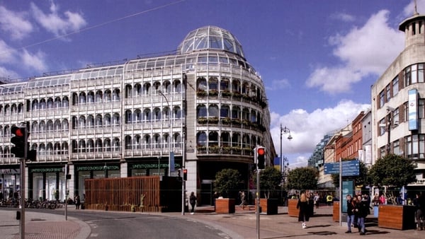 The planned redevelopment would see the shopping centre's retail space reconfigured, with offices on the upper floors